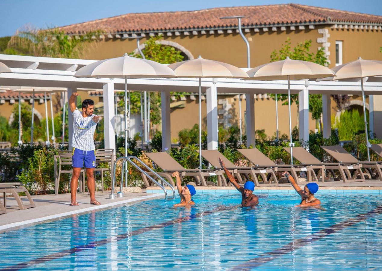 Is Serenas Badesi Resort Екстериор снимка